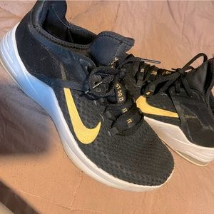 Women’s Adidas Sneakers Size 8.5